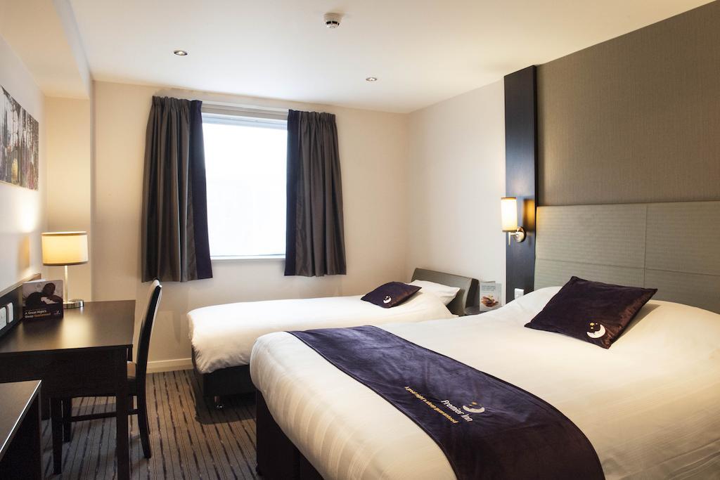 Premier Inn Bath City Centre Room photo