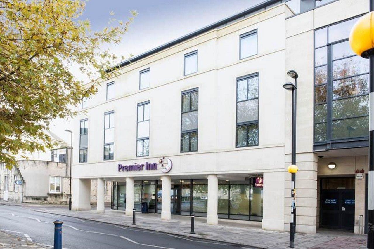 Premier Inn Bath City Centre Exterior photo